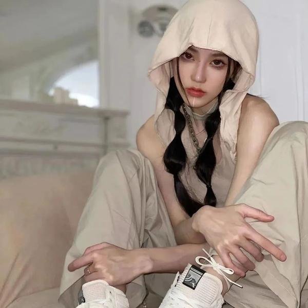 亲爱的女士